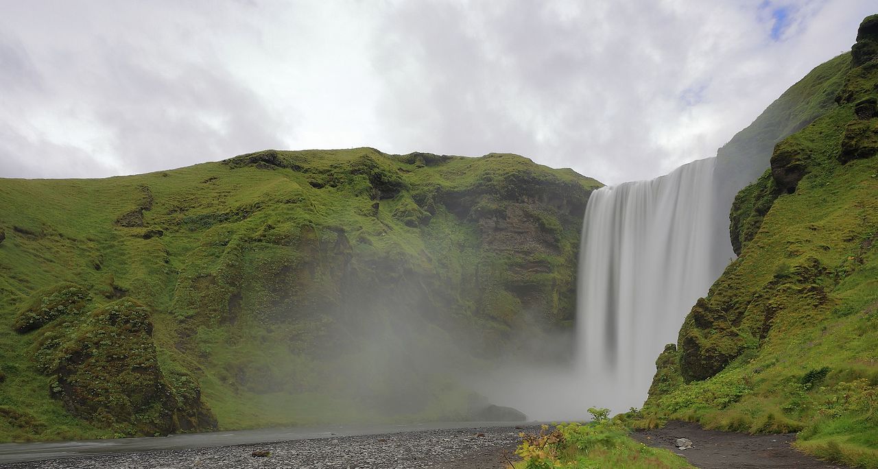 Skógafoss waterfall, Iceland